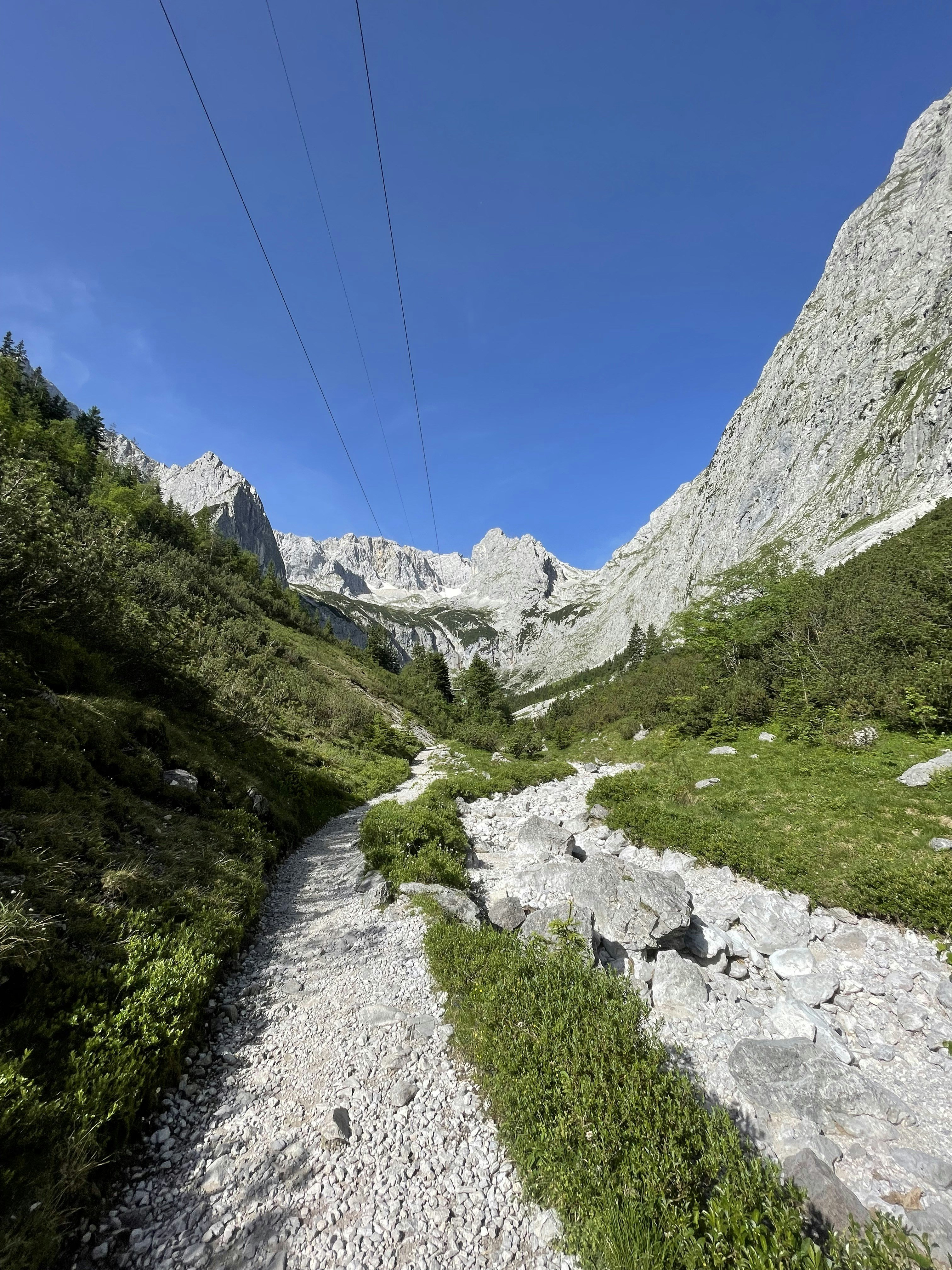 Der Liechtenstein Weg zu Fuß